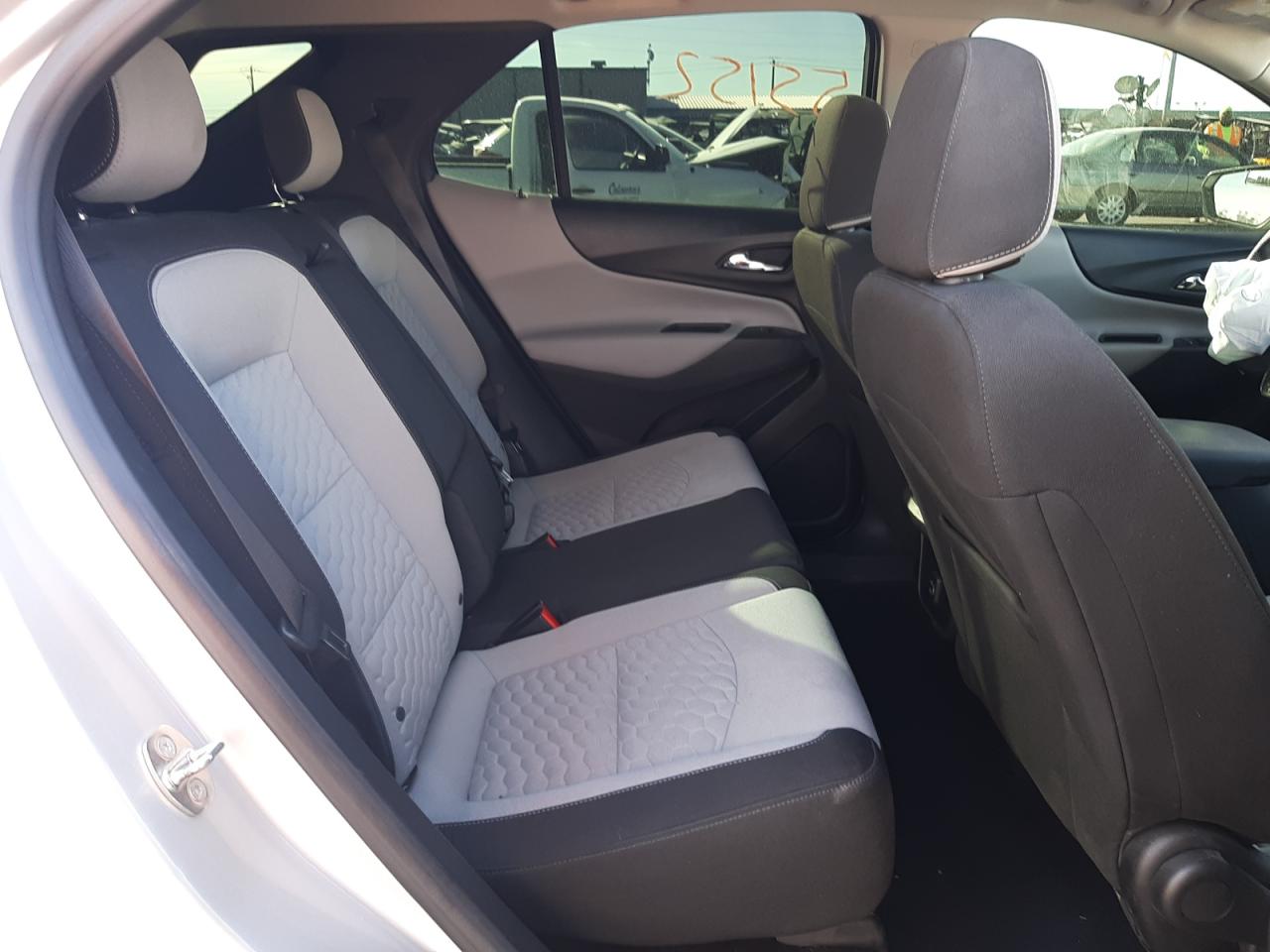 Photo 6 from auction – 2019 CHEVROLET EQUINOX LS with VIN 3GNAXHEV4KS665263