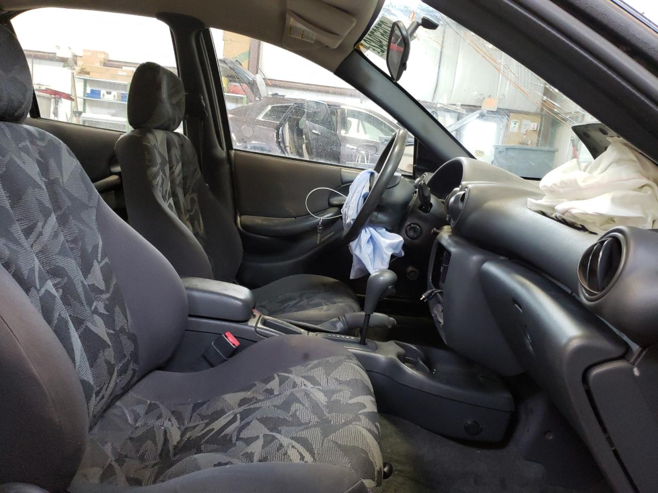 Photo 5 from auction – 2003 PONTIAC SUNFIRE SL with VIN 3G2JB52F53S168358