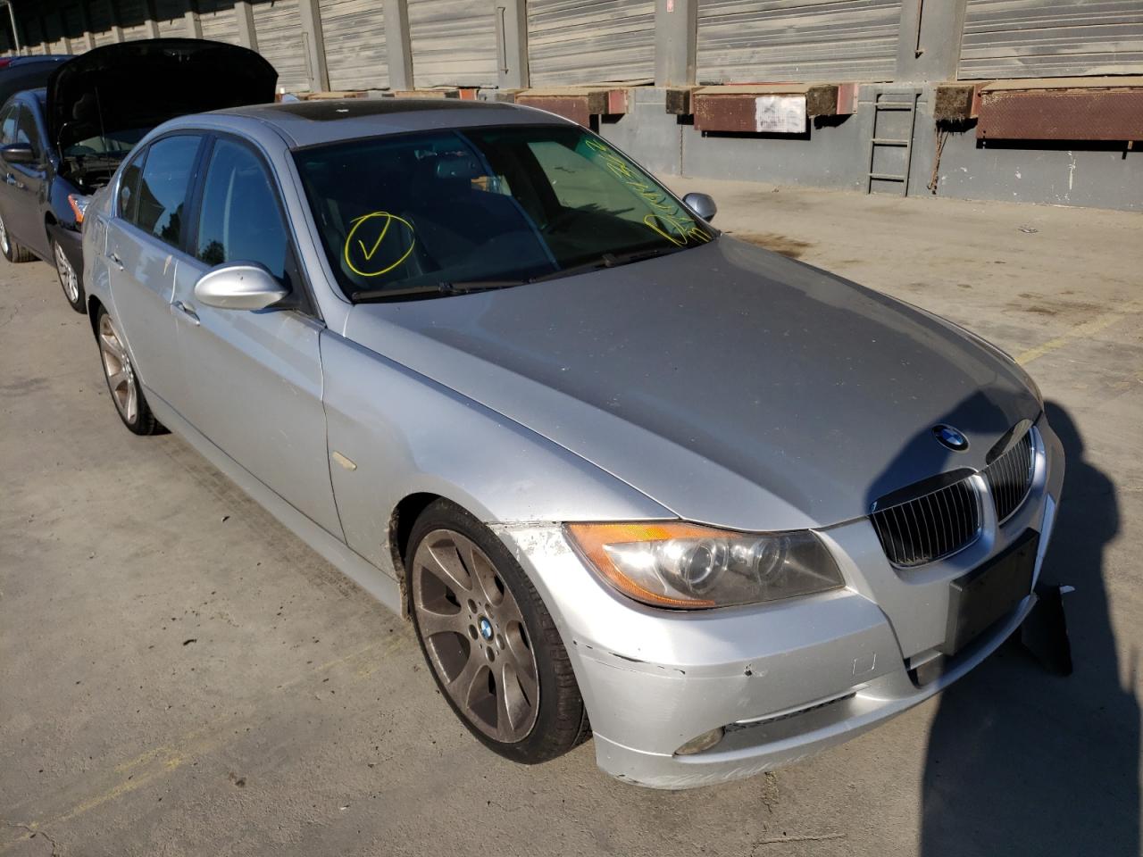 BMW 3 SERIES 2007 with VIN WBAVB73547KY60611 - Photo from auction