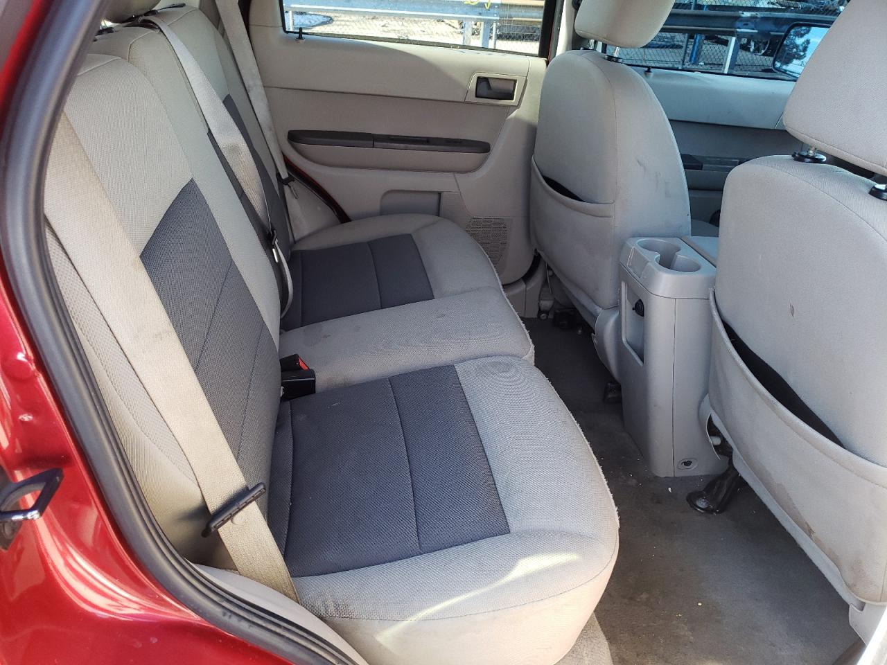 Photo 6 from auction – 2008 FORD ESCAPE XLT with VIN 1FMCU93108KA64612