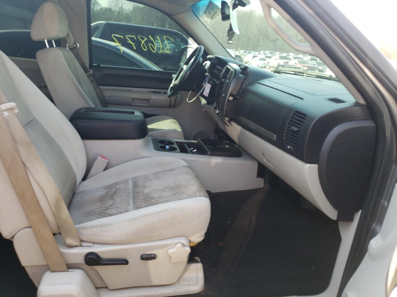 Photo 5 from auction – 2007 CHEVROLET SILVERADO with VIN 2GCEC19J371649840