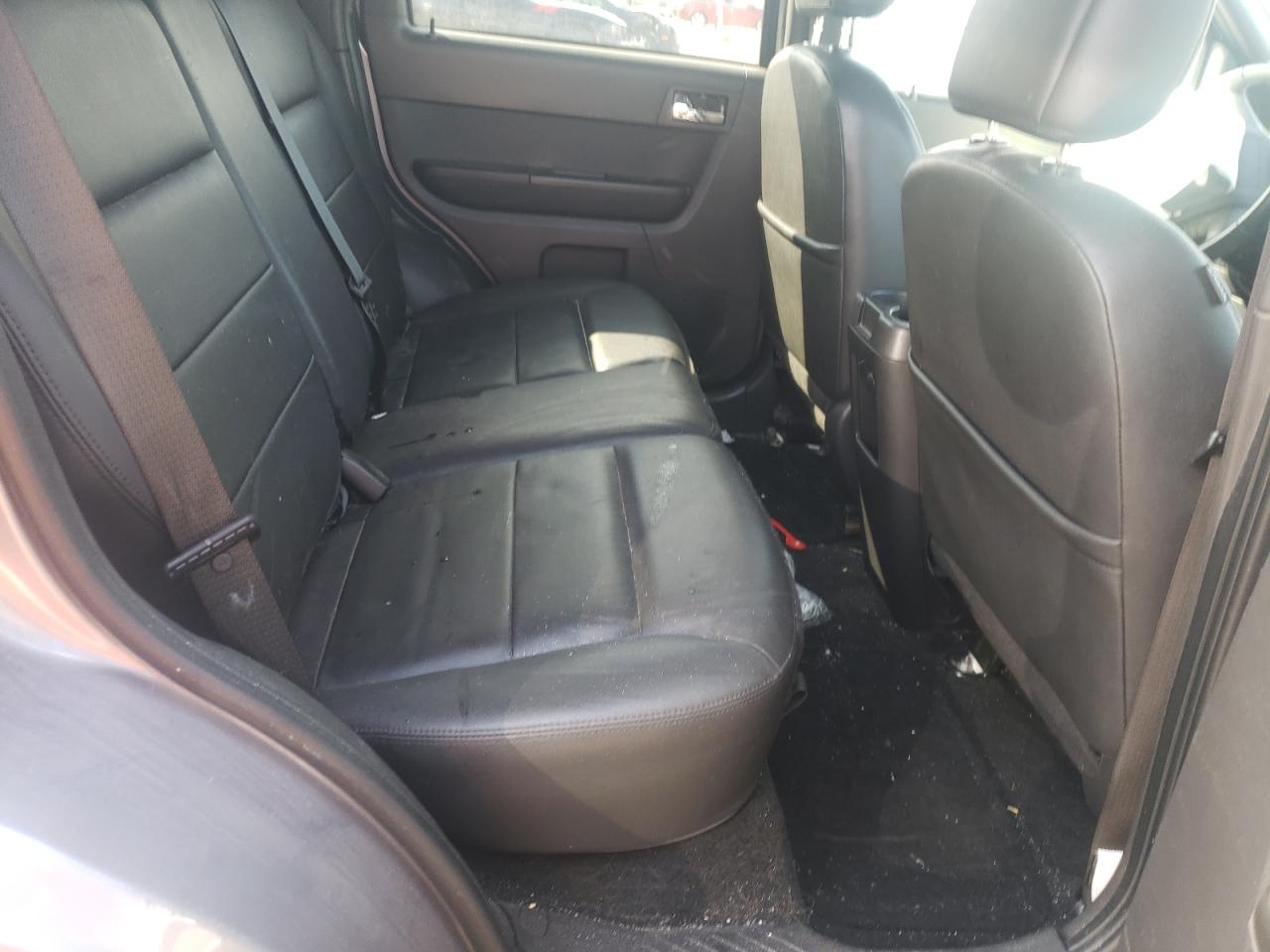 Photo 6 from auction – 2008 FORD ESCAPE LIM with VIN 1FMCU94118KE76990