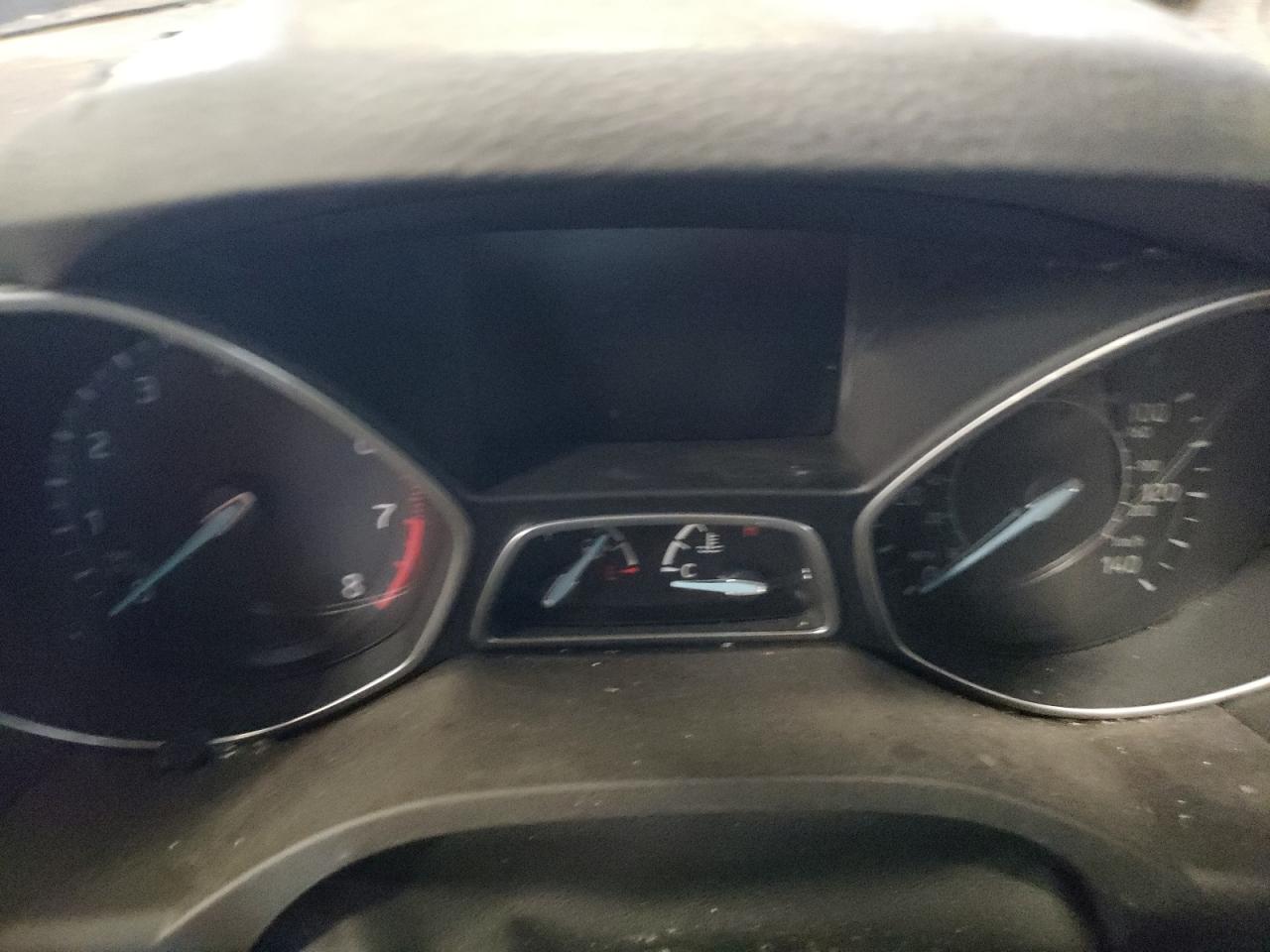 Photo 8 from auction – 2019 FORD ESCAPE SE with VIN 1FMCU9GD9KUB61078