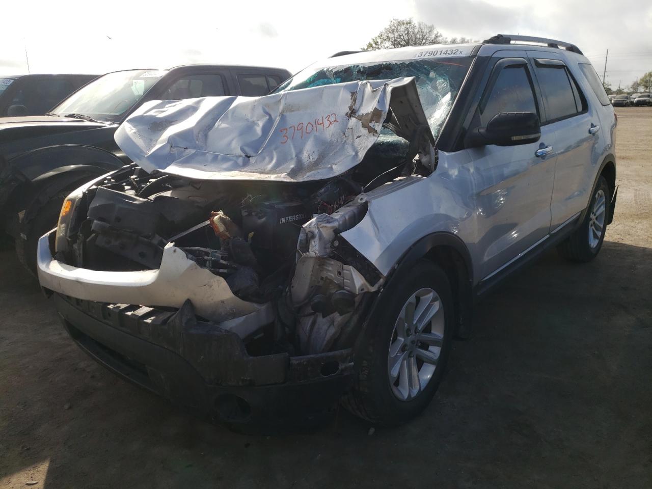 Photo 2 from auction – 2013 FORD EXPLORER X with VIN 1FM5K7D89DGA38246