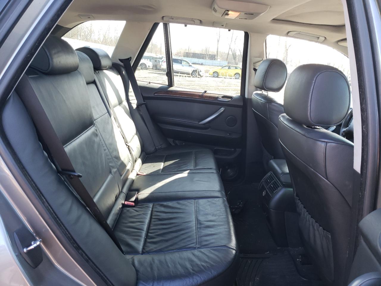 Photo 6 from auction – 2004 BMW X5 3.0I with VIN 5UXFA13504LU23622