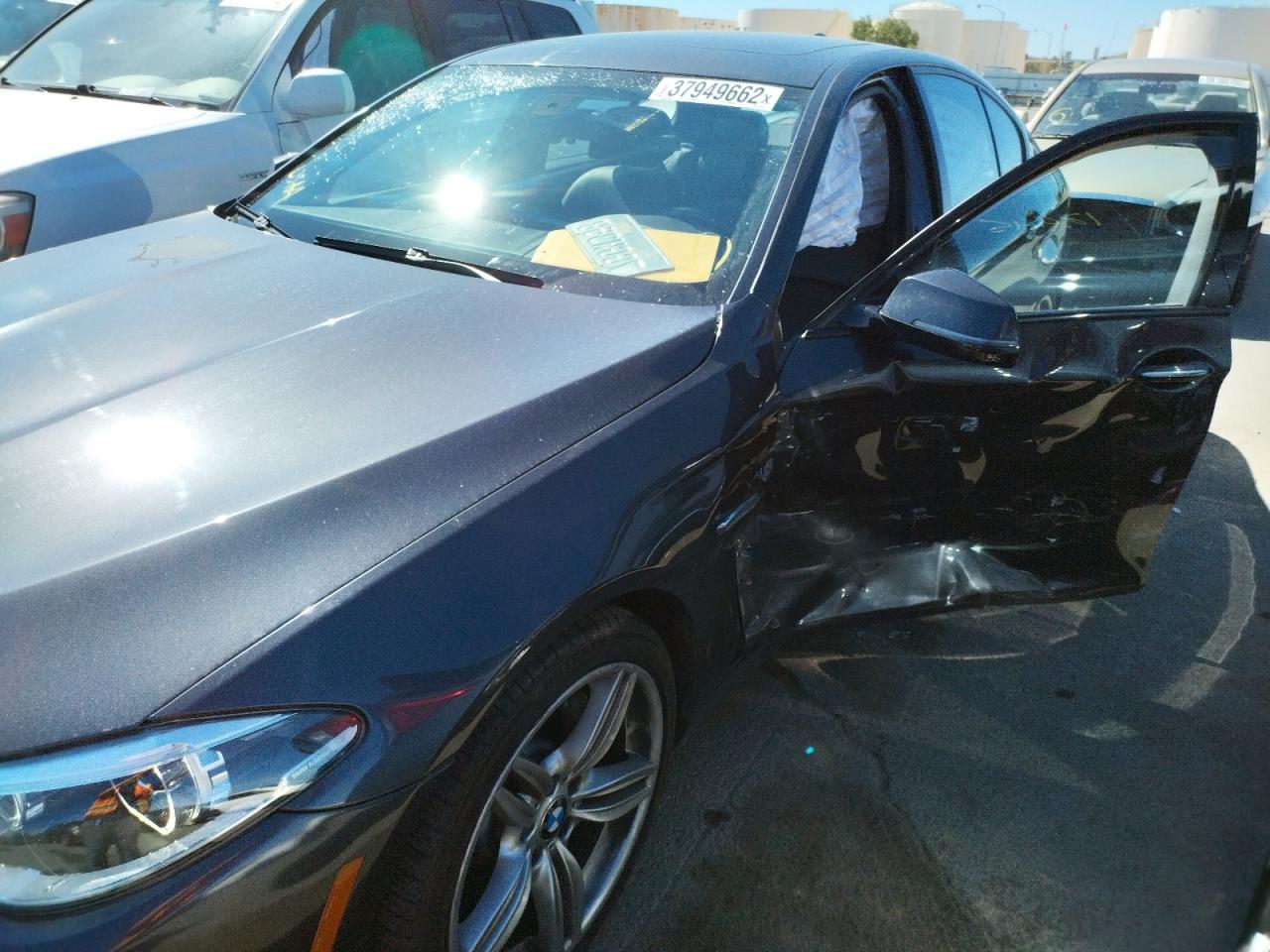 Photo 9 from auction – 2014 BMW 535 D with VIN WBAXA5C53ED691036