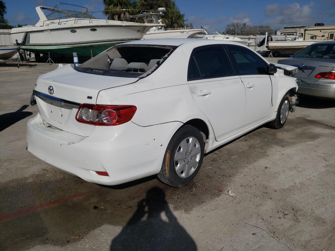 Photo 4 from auction – 2011 TOYOTA COROLLA with VIN 2T1BU4EE0BC683030