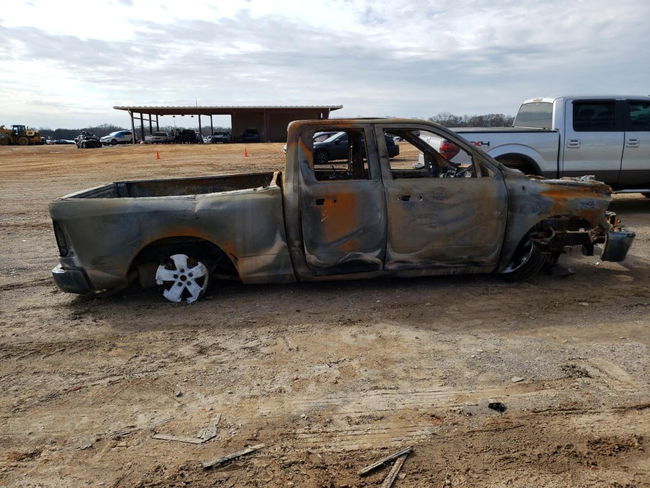 Photo 10 from auction – 2013 RAM 1500 SLT with VIN 1C6RR6GG6DS575532