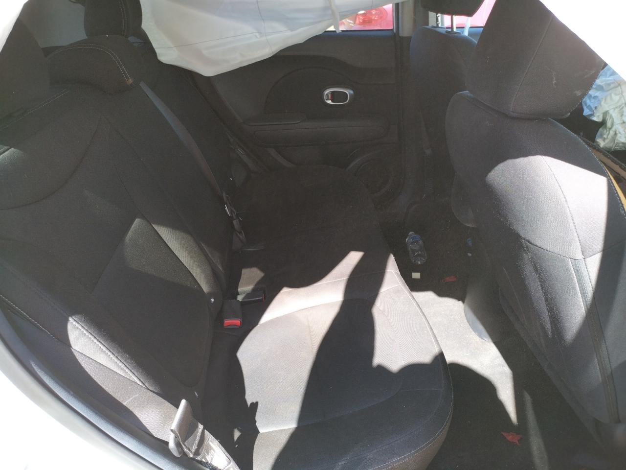 Photo 6 from auction – 2015 KIA SOUL with VIN KNDJN2A22F7801031