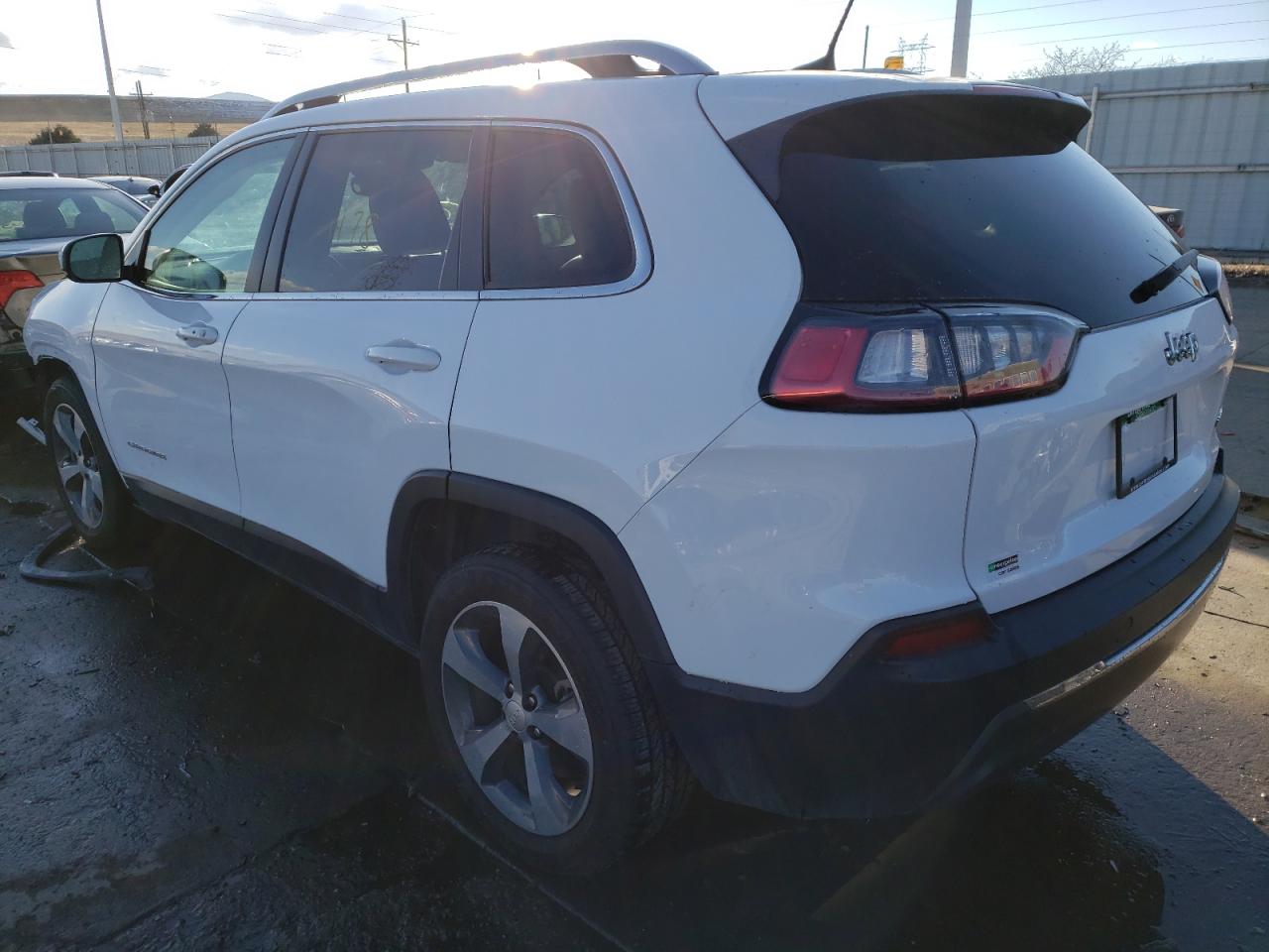 Photo 3 from auction – 2020 JEEP CHEROKEE L with VIN 1C4PJLDB5LD502976
