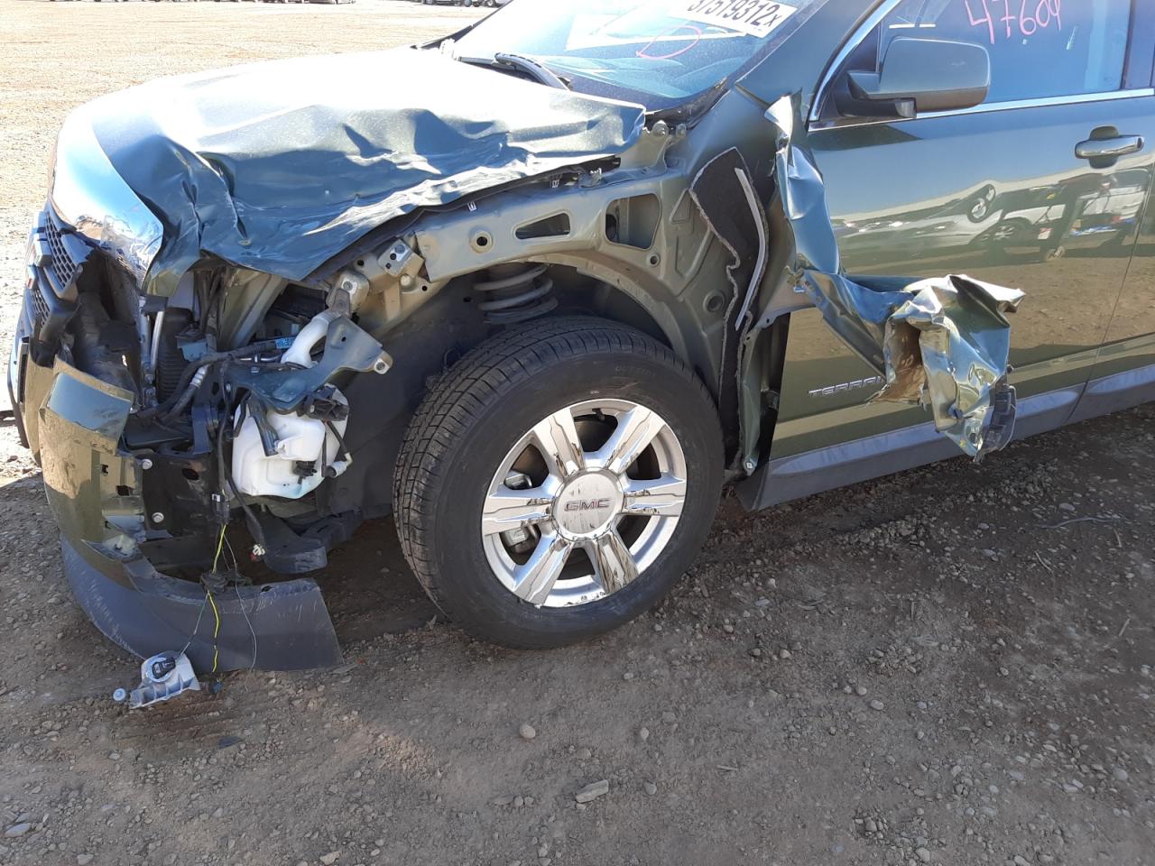 Photo 9 from auction – 2015 GMC TERRAIN SL with VIN 2GKALMEK0F6140888