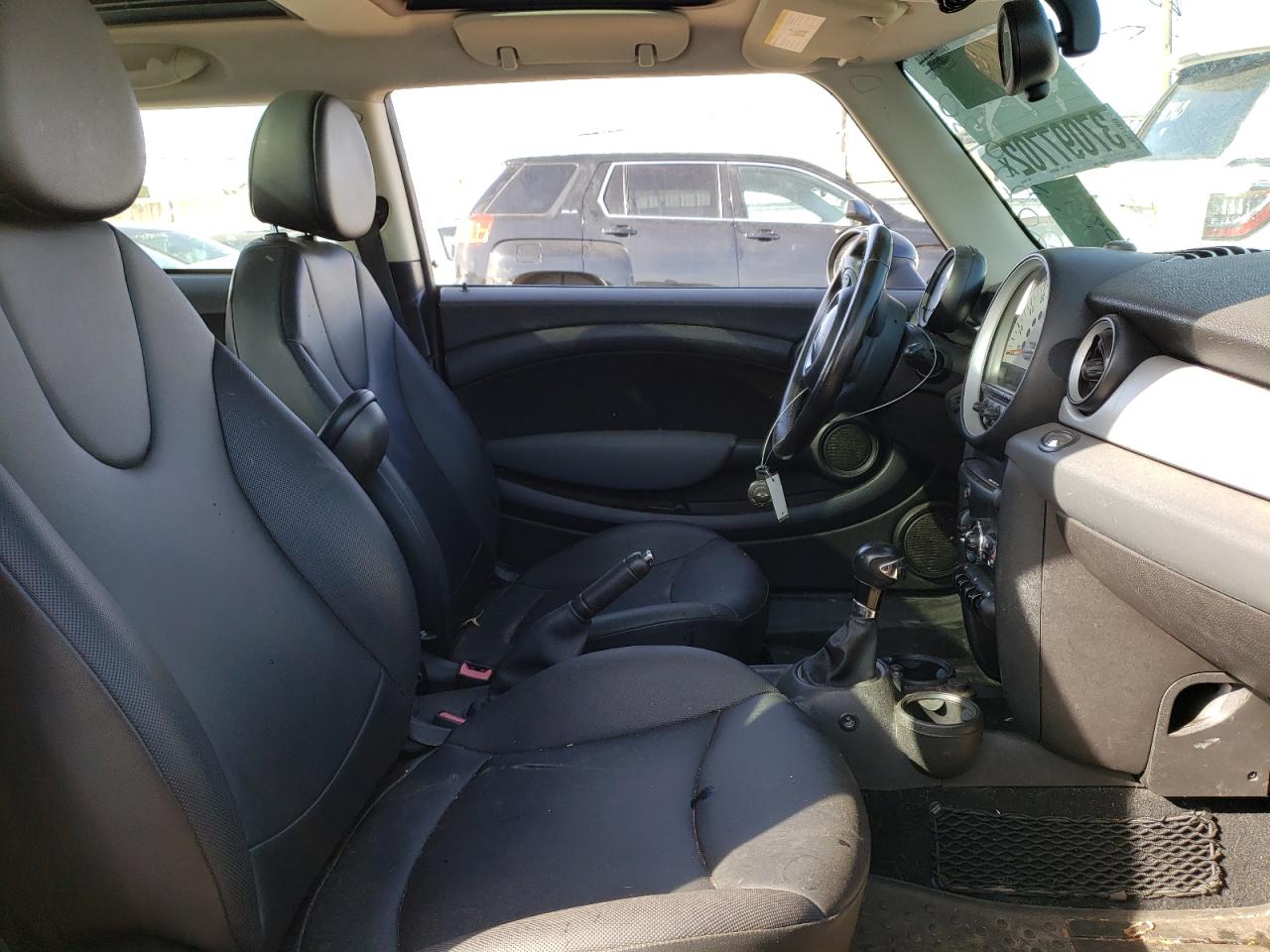 Photo 5 from auction – 2012 MINI COOPER with VIN WMWSU3C59CT263433