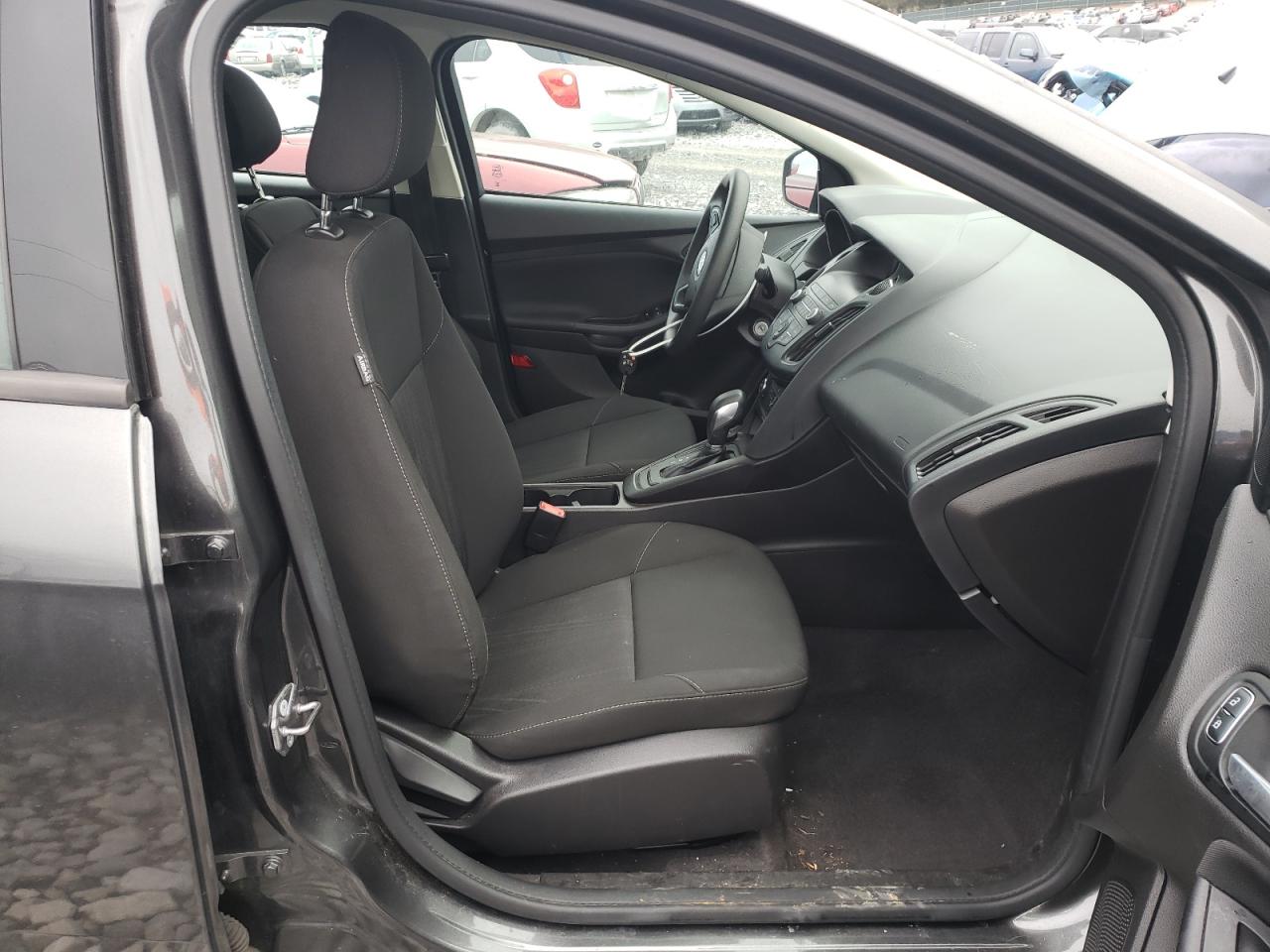 صورة رقم 5 من المزاد - 2018 FORD FOCUS SE مع VIN 1FADP3F27JL265642