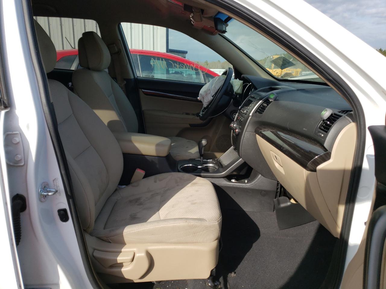Photo 5 from auction – 2011 KIA SORENTO BA with VIN 5XYKT4A2XBG139301