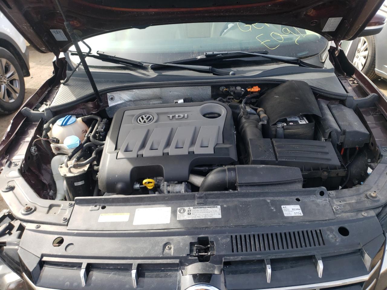 Photo 7 from auction – 2014 VOLKSWAGEN PASSAT SE with VIN 1VWBN7A32EC064751