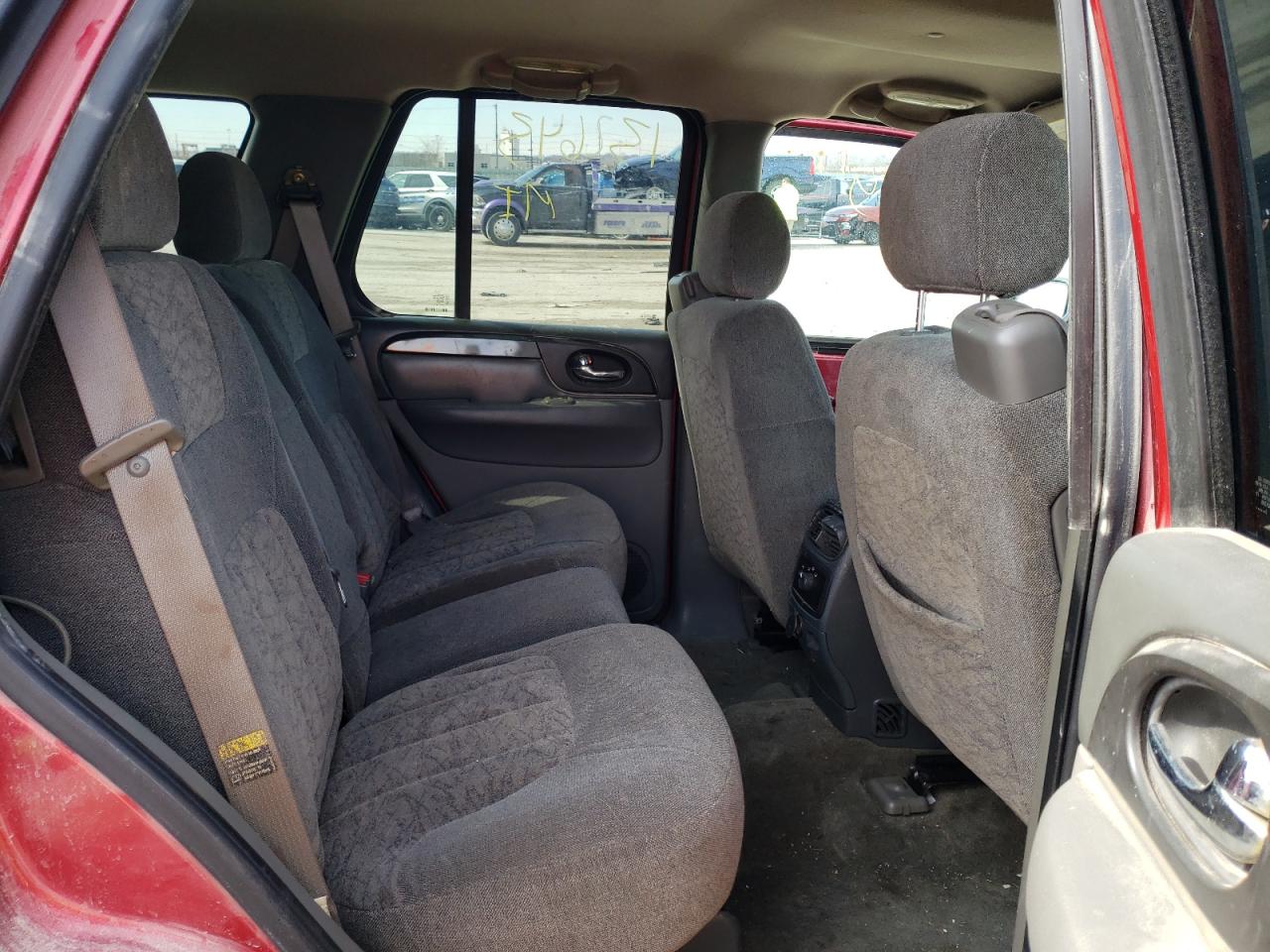 Photo 6 from auction – 2004 GMC ENVOY with VIN 1GKDT13S442169450