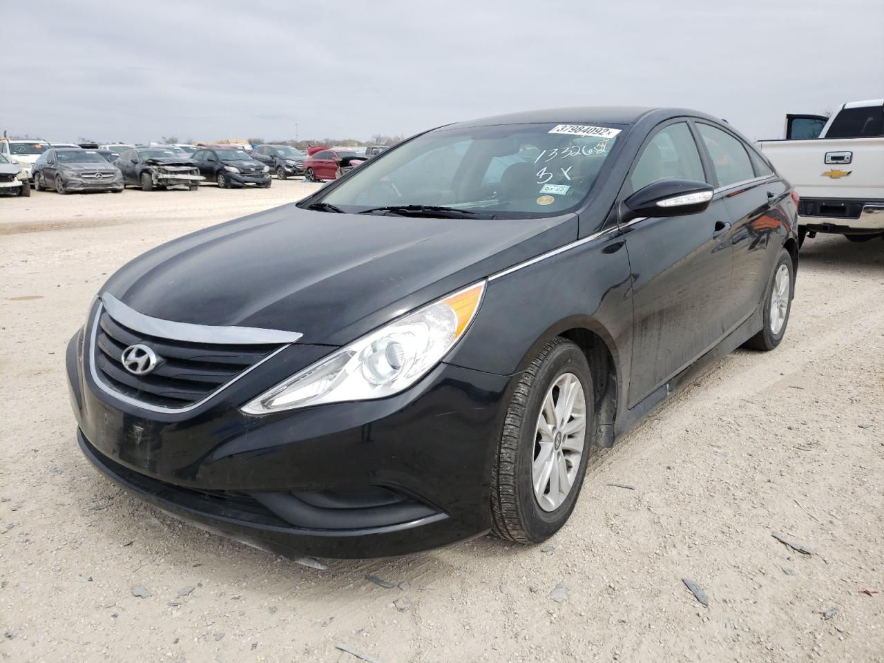 Photo 2 from auction – 2014 HYUNDAI SONATA GLS with VIN 5NPEB4AC3EH819305
