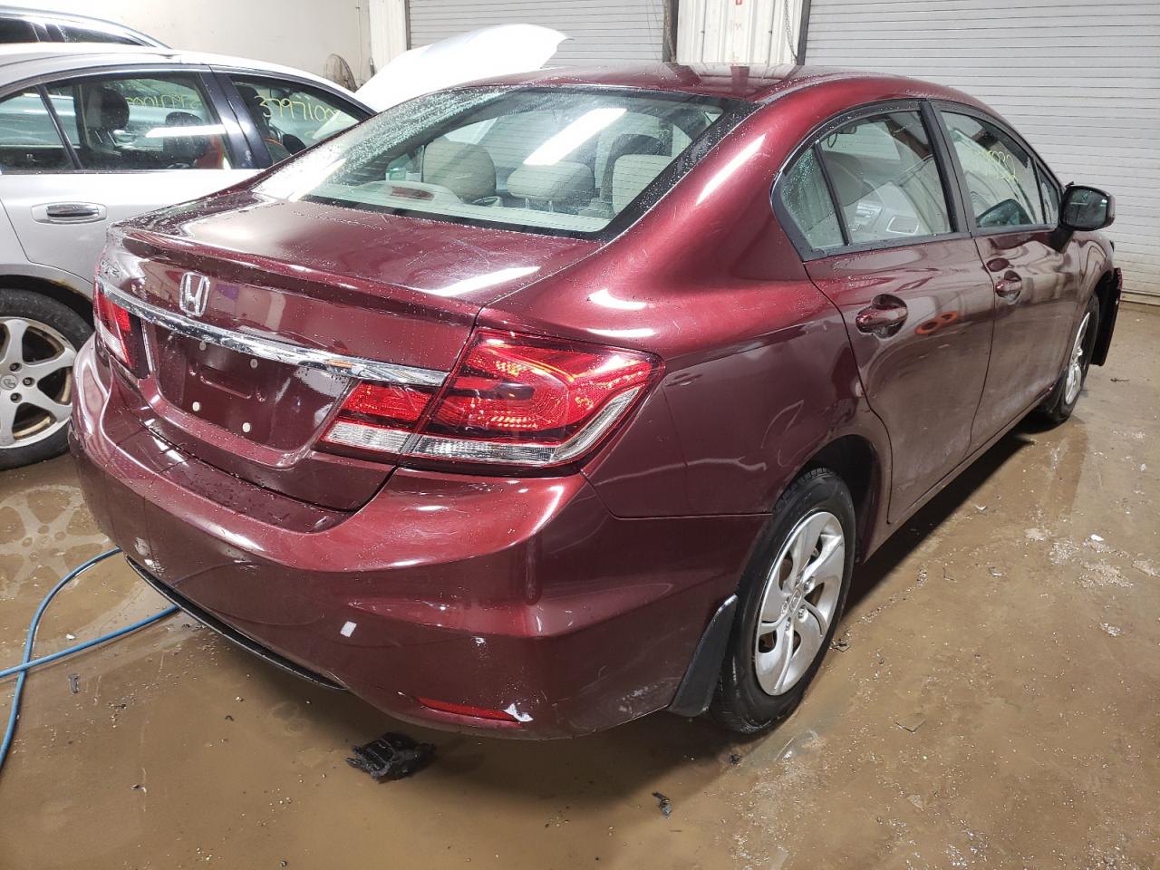 Photo 4 from auction – 2013 HONDA CIVIC LX with VIN 19XFB2F5XDE045320