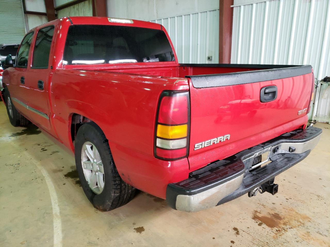 Photo 3 from auction – 2005 GMC NEW SIERRA with VIN 2GTEC13TX51362485