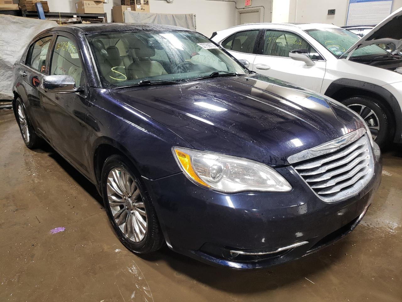 CHRYSLER 200 LIMITE 2012 with VIN 1C3CCBCG0CN222011 - Photo from auction