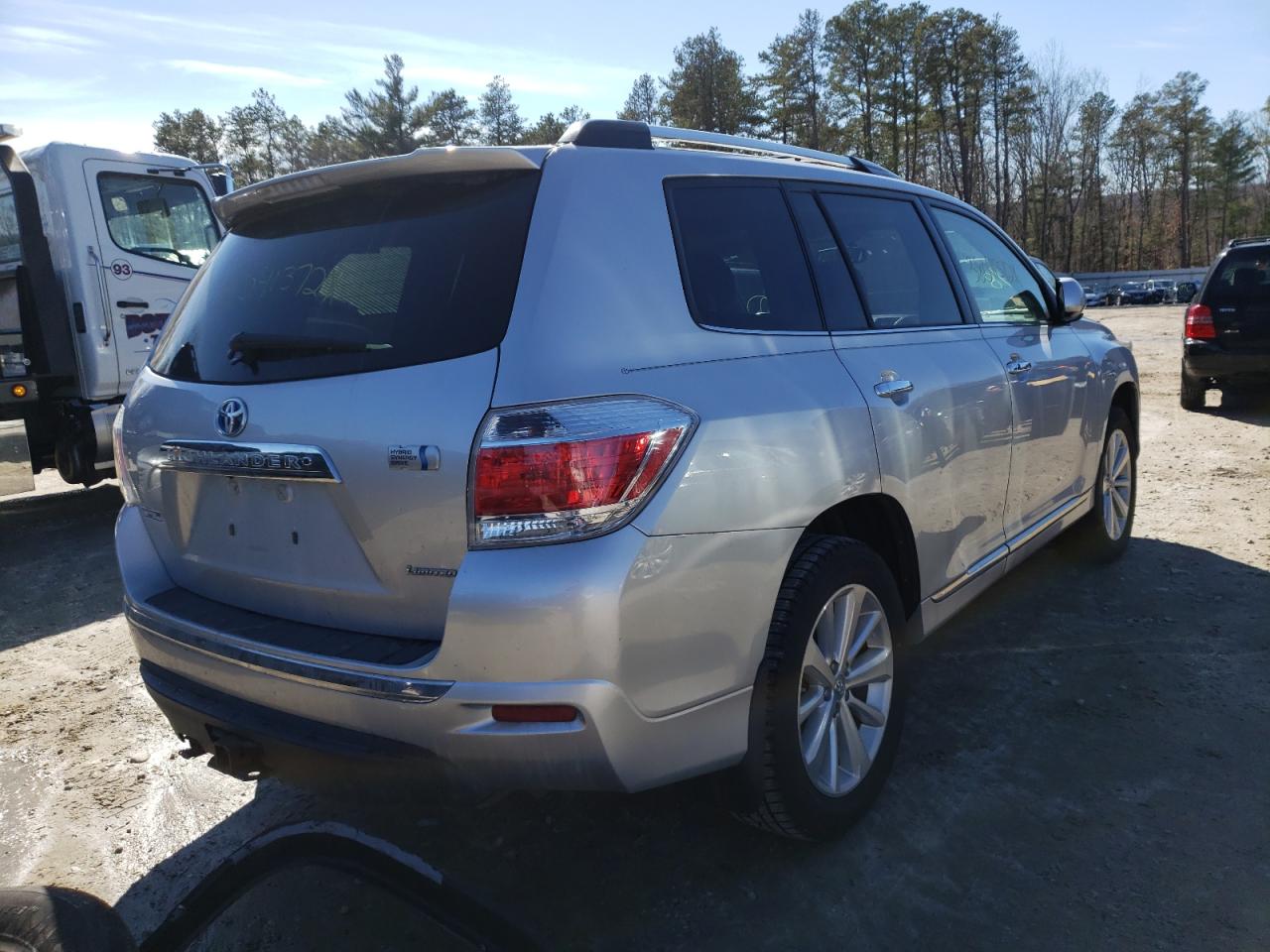 Photo 4 from auction – 2012 TOYOTA HIGHLANDER with VIN JTEDC3EH7C2006178