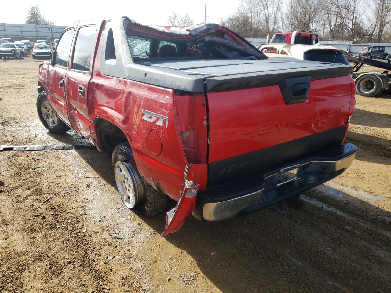 Photo 3 from auction – 2004 CHEVROLET AVALANCHE with VIN 3GNEK12T34G155759