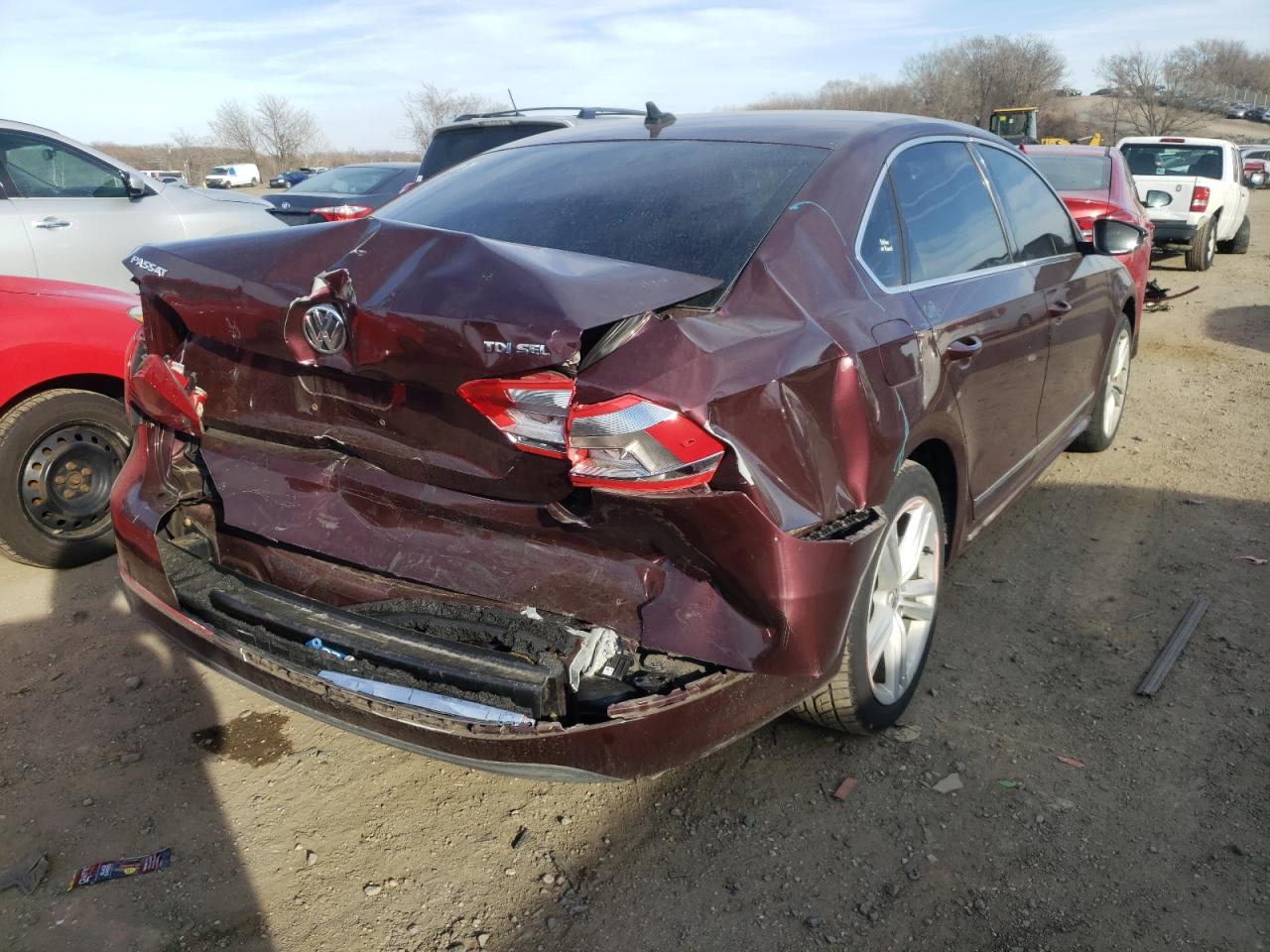 Photo 4 from auction – 2012 VOLKSWAGEN PASSAT SEL with VIN 1VWCN7A32CC020685