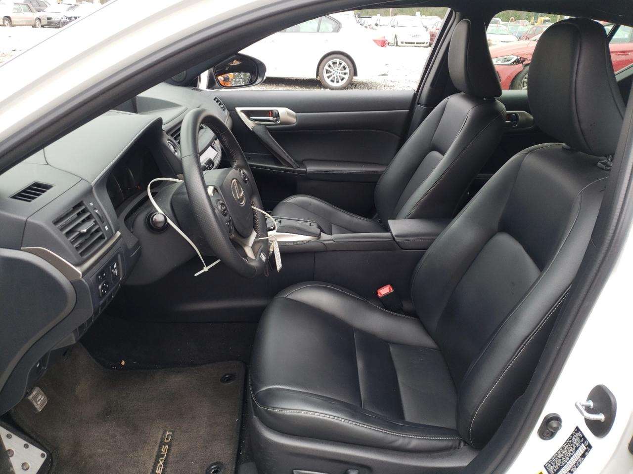 Photo 5 from auction – 2015 LEXUS CT 200 with VIN JTHKD5BH5F2215334
