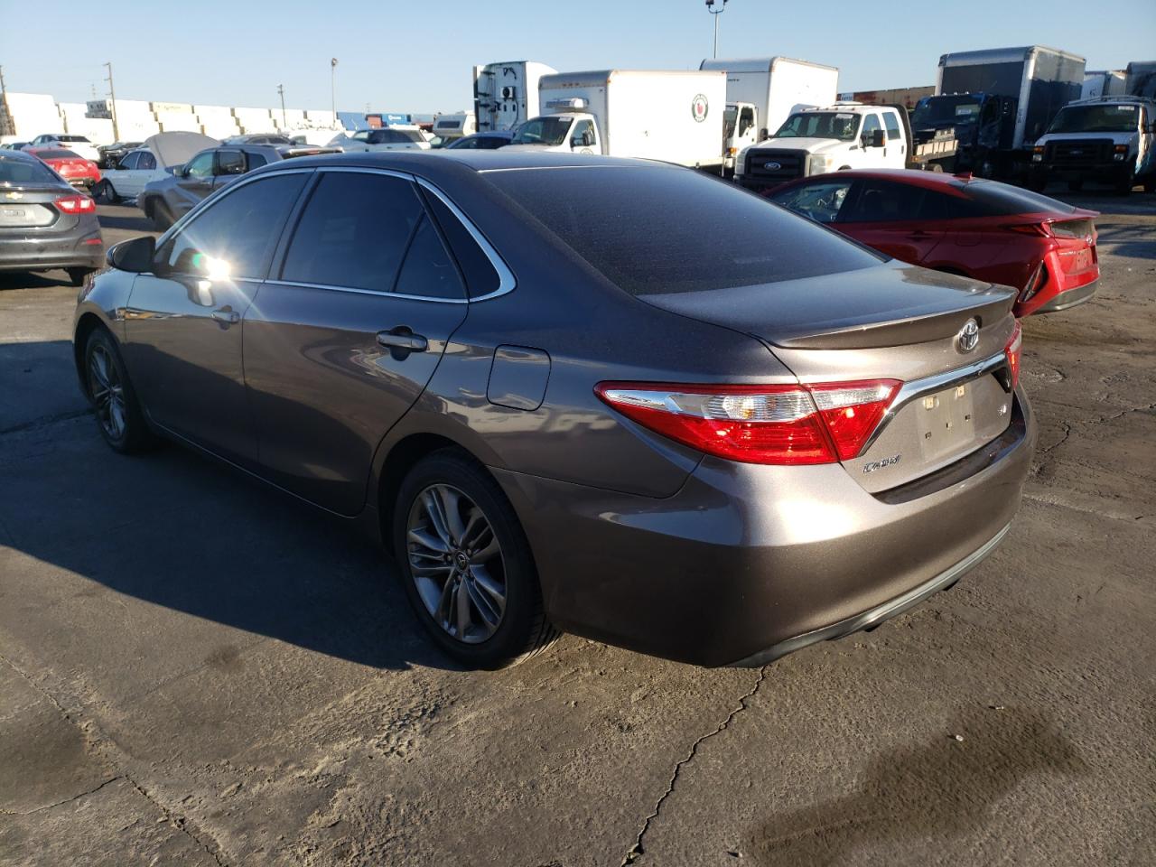 Photo 3 from auction – 2015 TOYOTA CAMRY LE with VIN 4T1BF1FKXFU491843