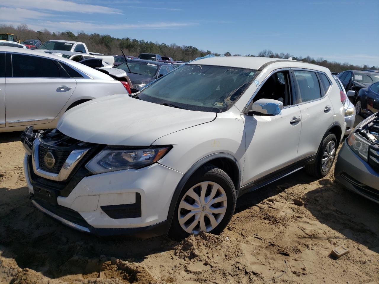 Photo 2 from auction – 2018 NISSAN ROGUE S with VIN JN8AT2MT2JW462204
