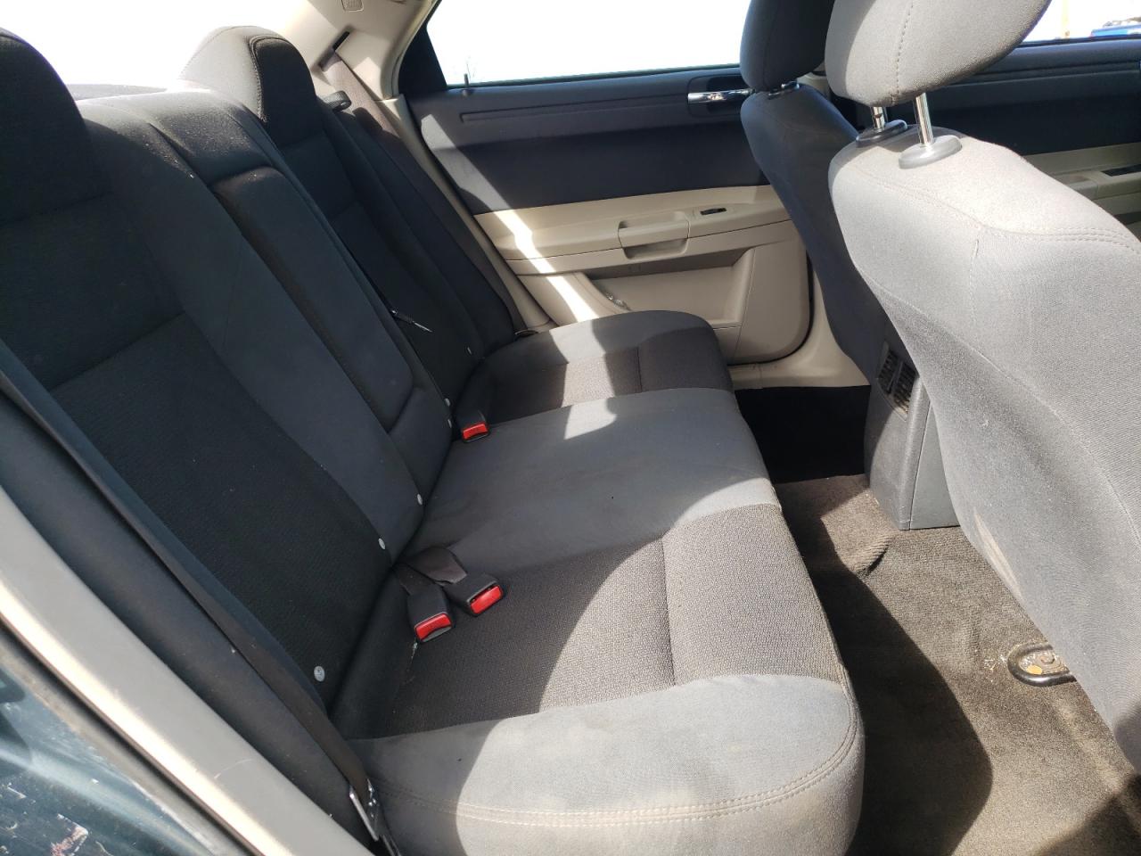 Photo 6 from auction – 2005 CHRYSLER 300 with VIN 2C3AA43R65H663728