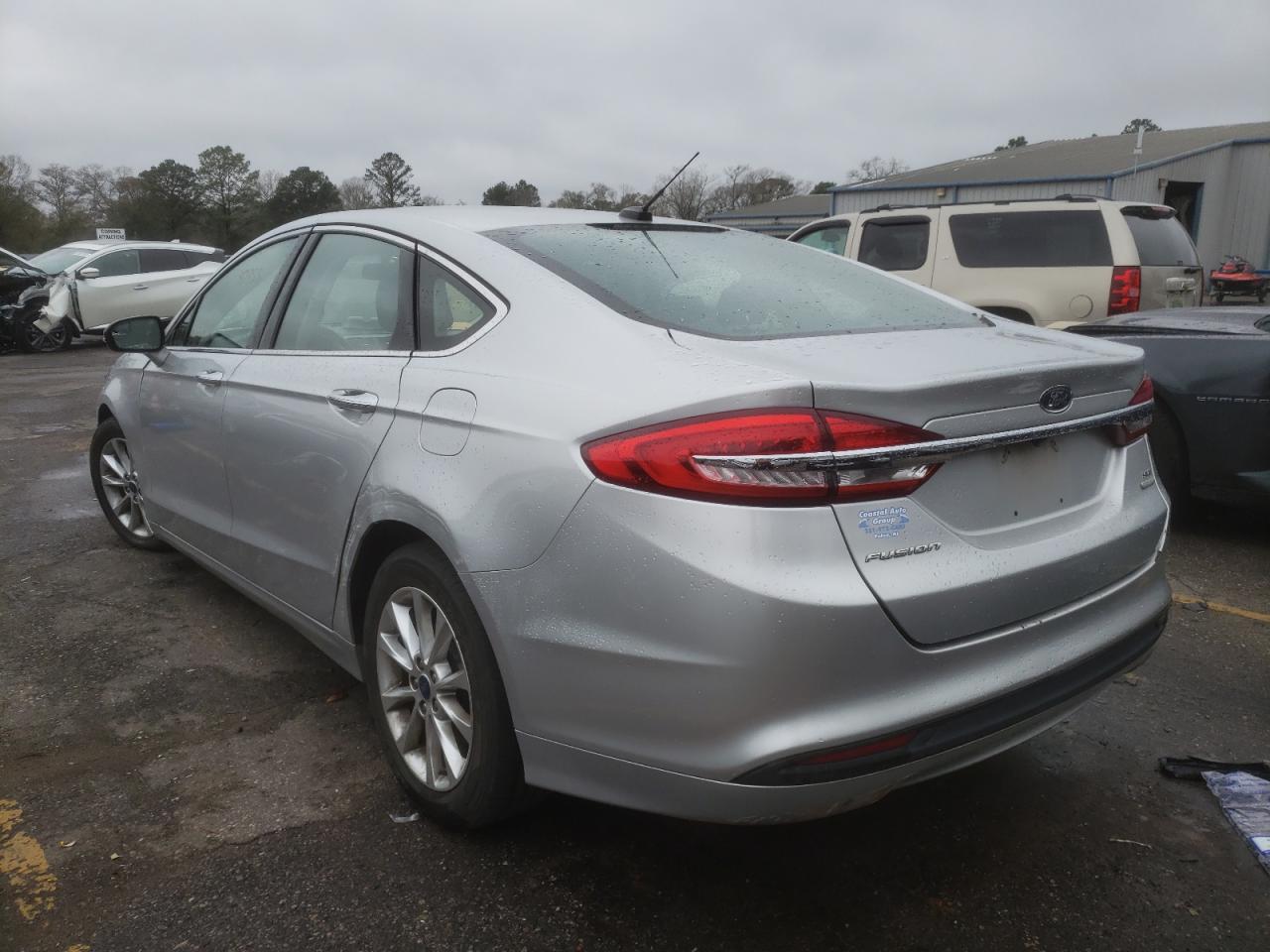 Photo 3 from auction – 2017 FORD FUSION SE with VIN 3FA6P0HD4HR111214