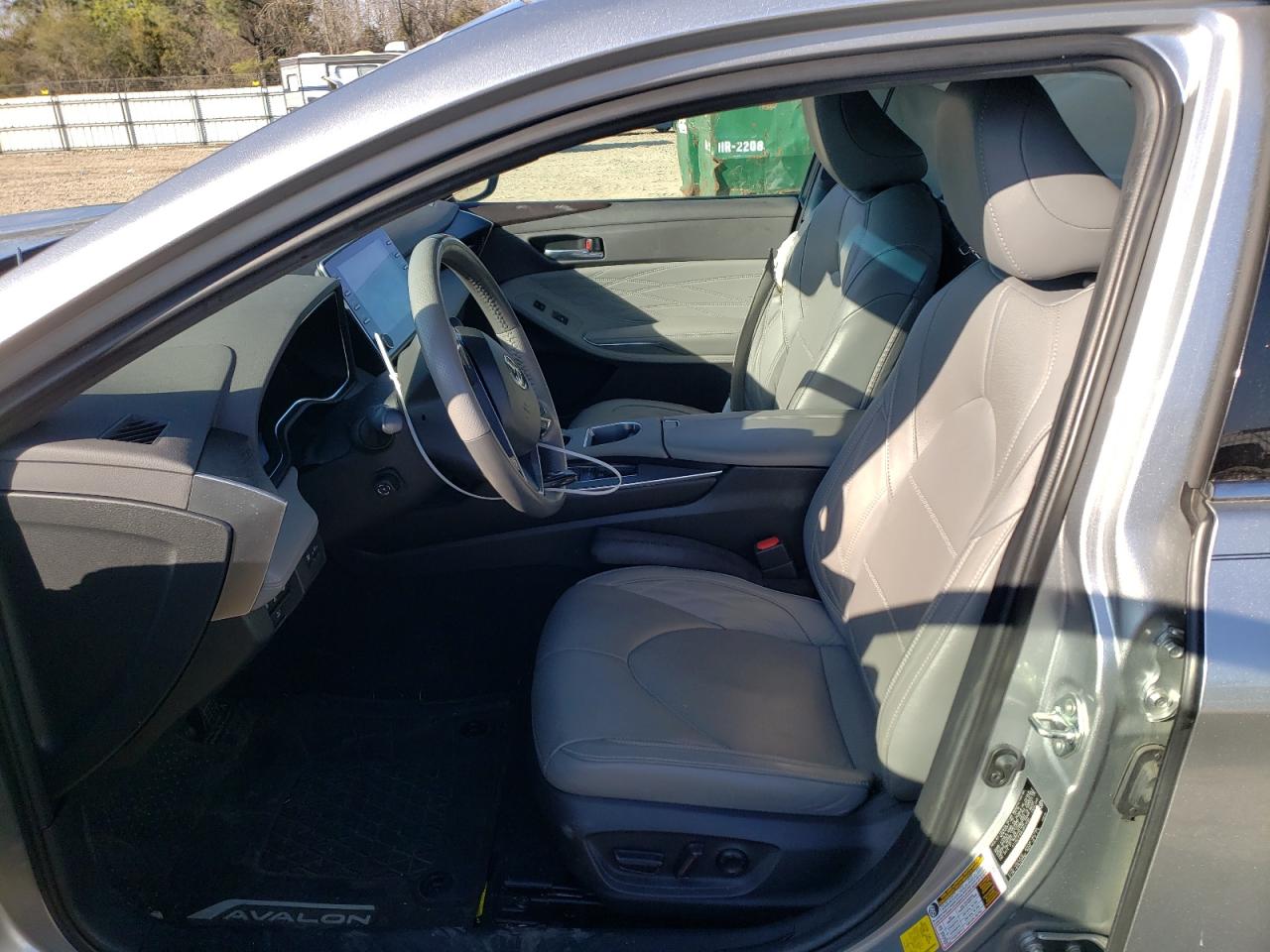 Photo 5 from auction – 2020 TOYOTA AVALON LIM with VIN 4T1DZ1FB8LU047095