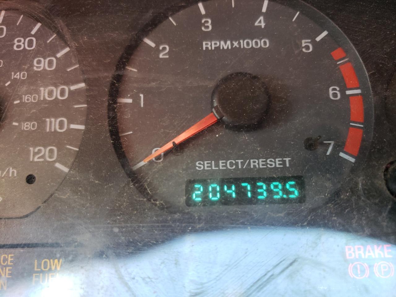 Photo 8 from auction – 2000 FORD MUSTANG with VIN 1FAFP404XYF287958