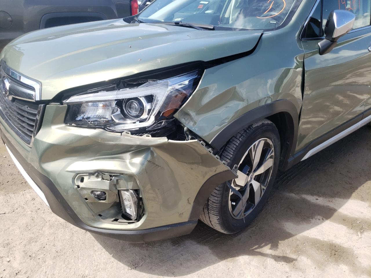 Photo 9 from auction – 2019 SUBARU FORESTER T with VIN JF2SKAWCXKH512607