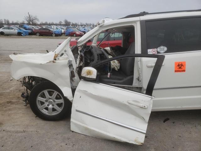 Photo 10 from auction – 2010 CHRYSLER TOWN & COU with VIN 2A4RR5D14AR230591