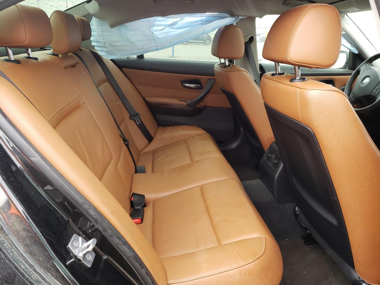 Photo 6 from auction – 2011 BMW 328 I with VIN WBAPH7C53BA800809