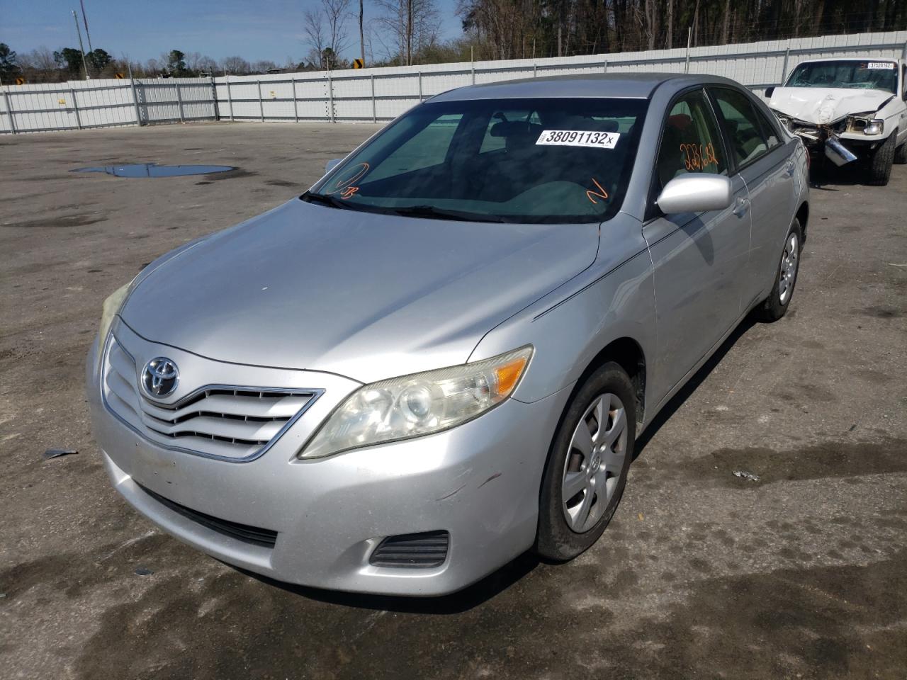Photo 2 from auction – 2010 TOYOTA CAMRY BASE with VIN 4T1BF3EKXAU034021