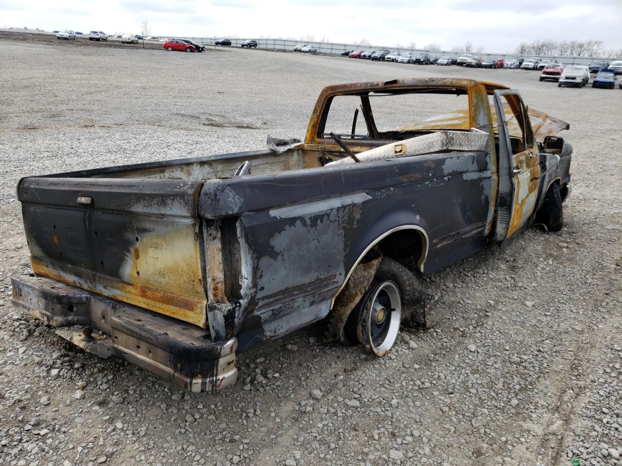 Photo 4 from auction – 1990 FORD F150 with VIN 1FTDF15Y9LLB02310