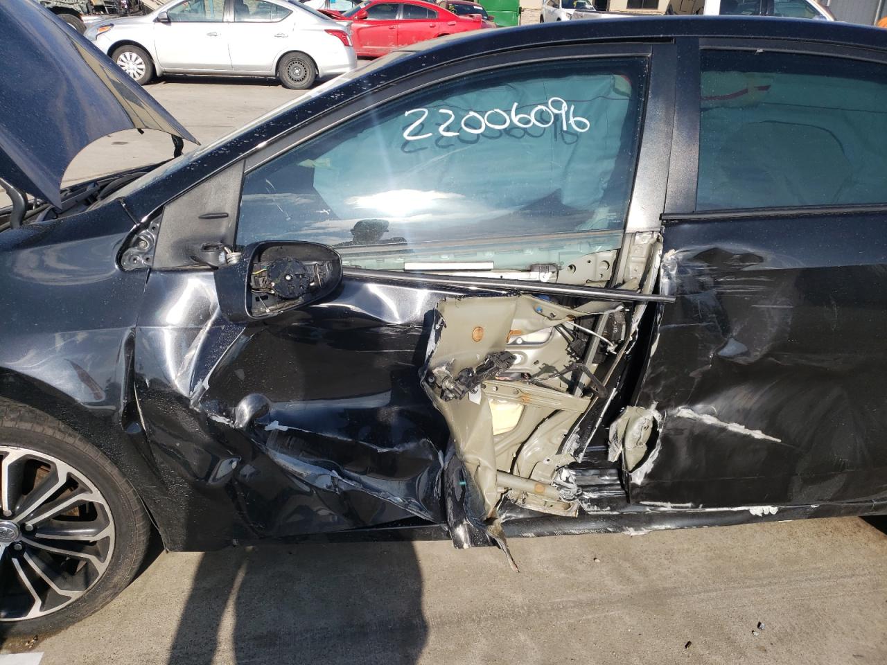 Photo 9 from auction – 2016 TOYOTA COROLLA L with VIN 5YFBURHE8GP461769