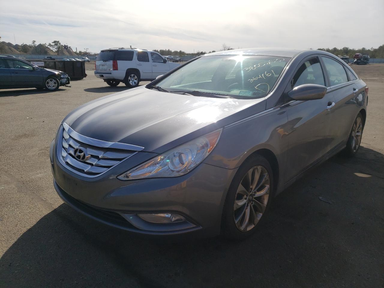 Photo 2 from auction – 2011 HYUNDAI SONATA SE with VIN 5NPEC4AB1BH264161