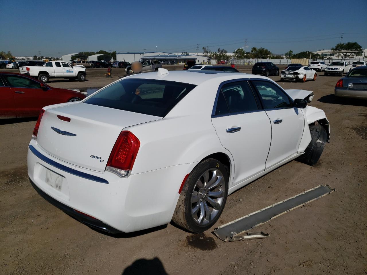 Photo 4 from auction – 2017 CHRYSLER 300C with VIN 2C3CCAEG9HH541740