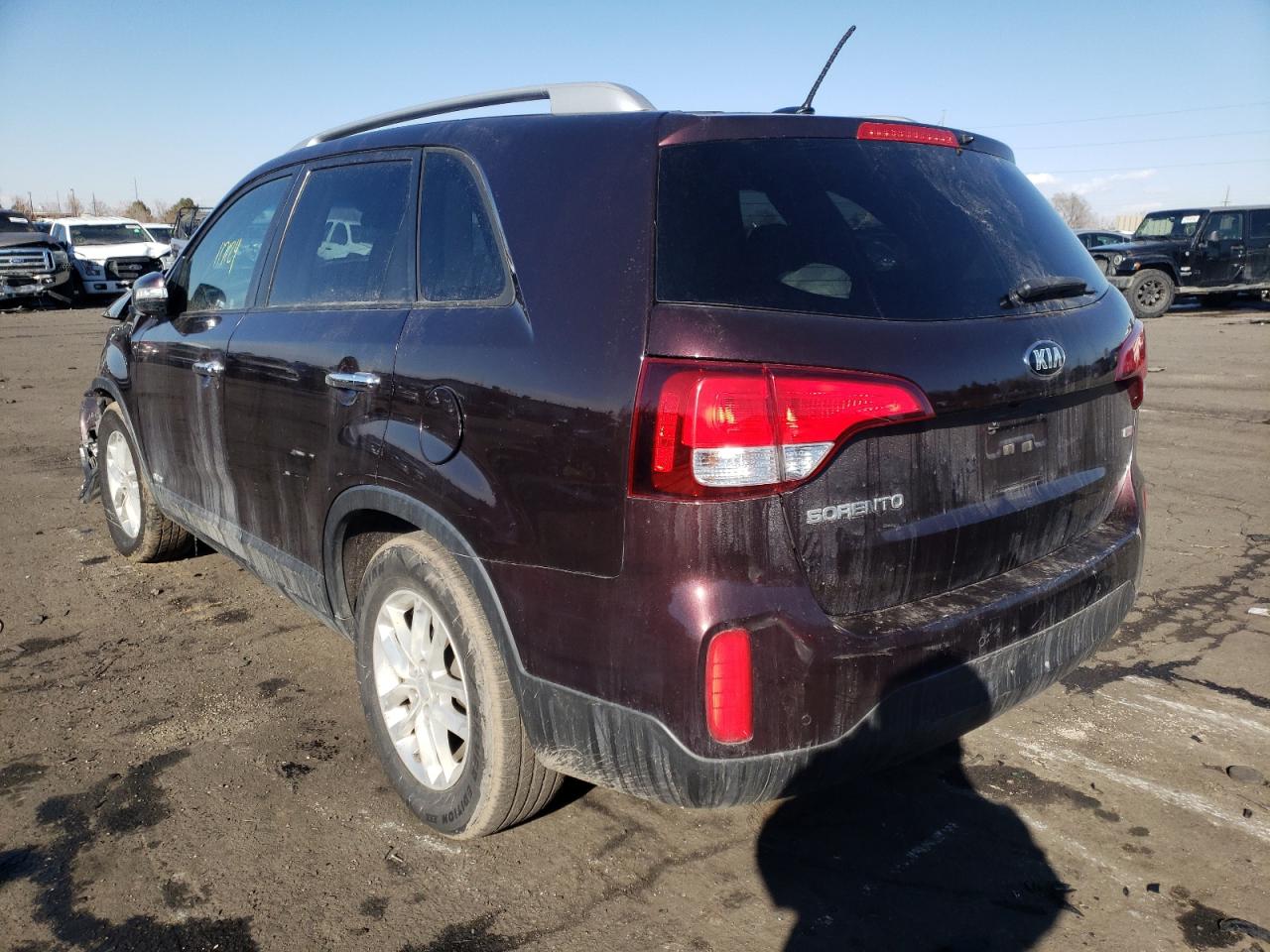 Photo 3 from auction – 2014 KIA SORENTO LX with VIN 5XYKTCA68EG483940