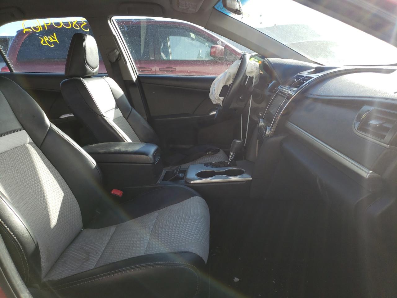 Photo 5 from auction – 2012 TOYOTA CAMRY with VIN 4T1BF1FK2CU599997
