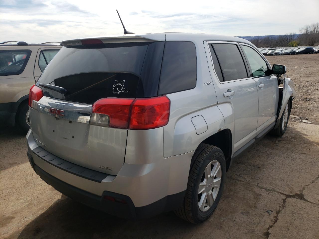 Photo 4 from auction – 2013 GMC TERRAIN SL with VIN 2GKFLREK6D6253969