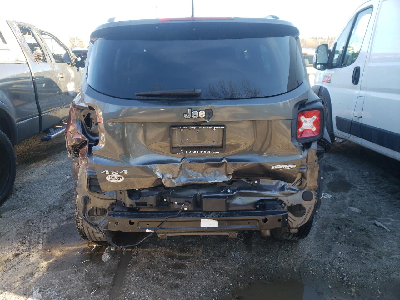 Photo 9 from auction – 2016 JEEP RENEGADE L with VIN ZACCJBBT9GPC55571