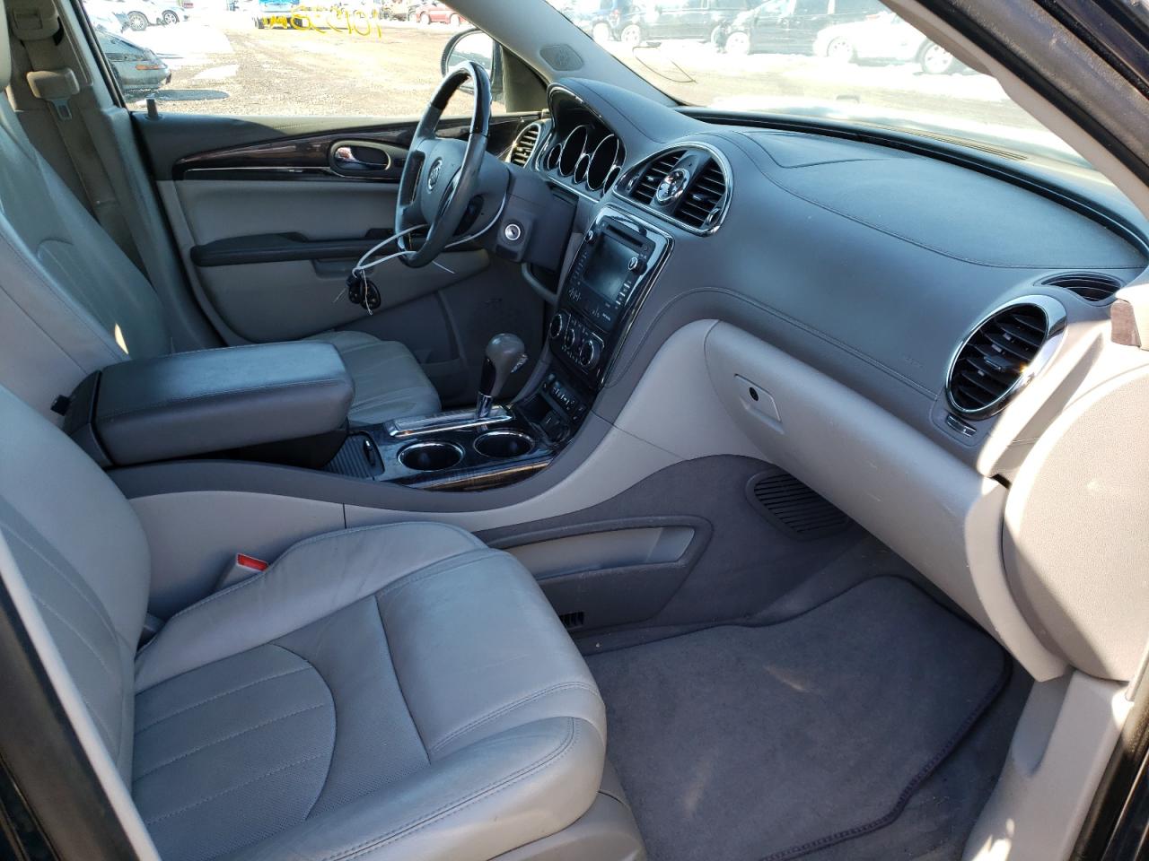 Photo 5 from auction – 2015 BUICK ENCLAVE with VIN 5GAKVCKDXFJ363874