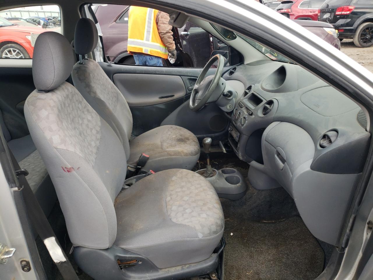 Photo 5 from auction – 2001 TOYOTA ECHO with VIN JTDAT123810103984