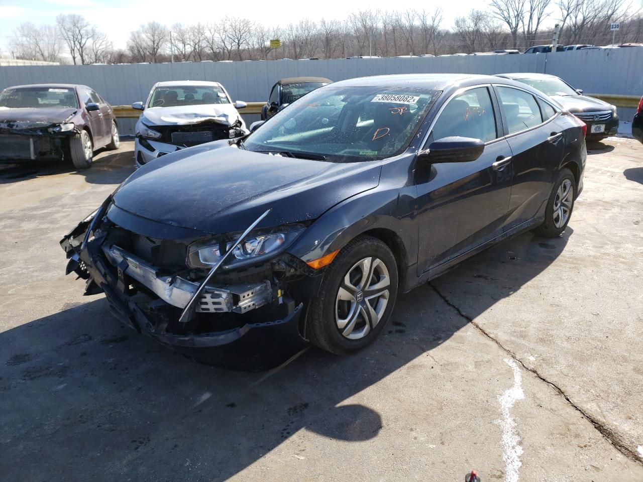 Photo 2 from auction – 2017 HONDA CIVIC LX with VIN 19XFC2E59HE072982