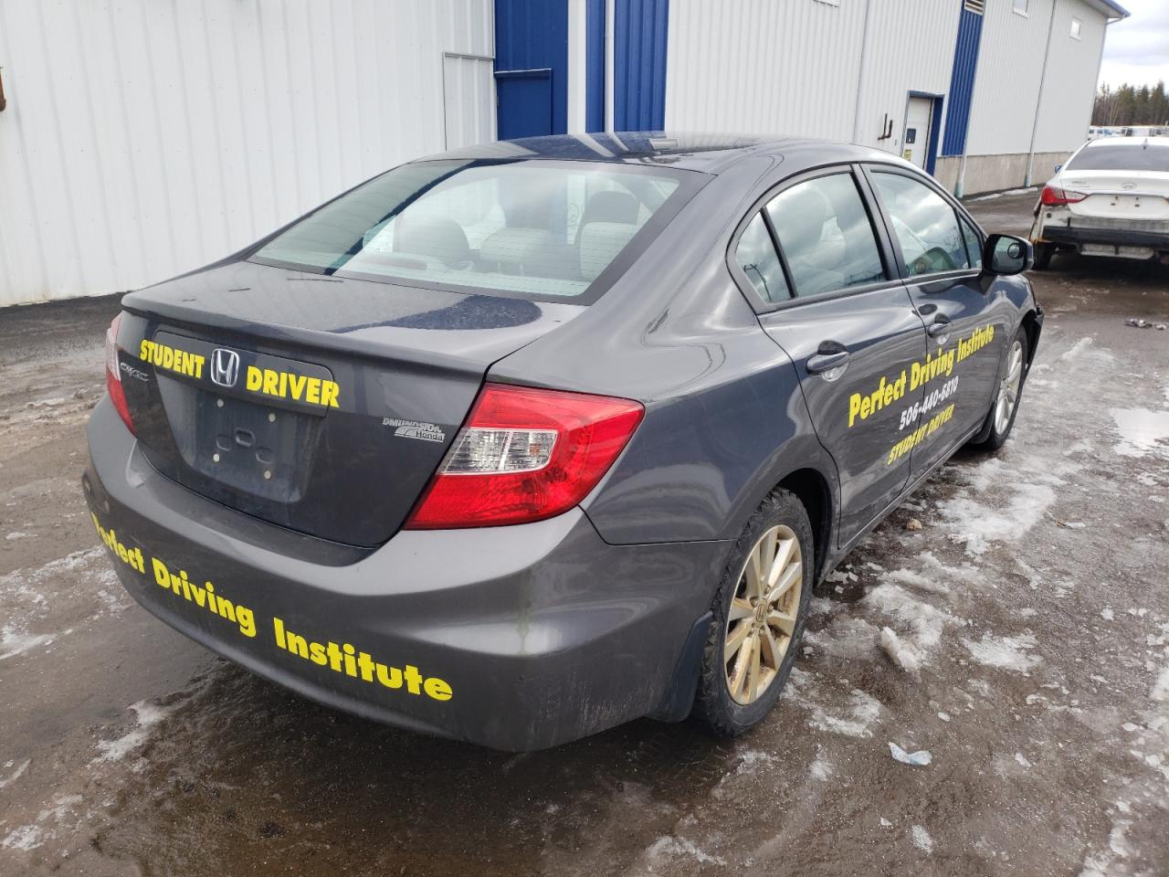 Photo 4 from auction – 2012 HONDA CIVIC LX with VIN 2HGFB2F54CH004802